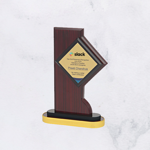 Wooden Trophy Manufacturers in India
